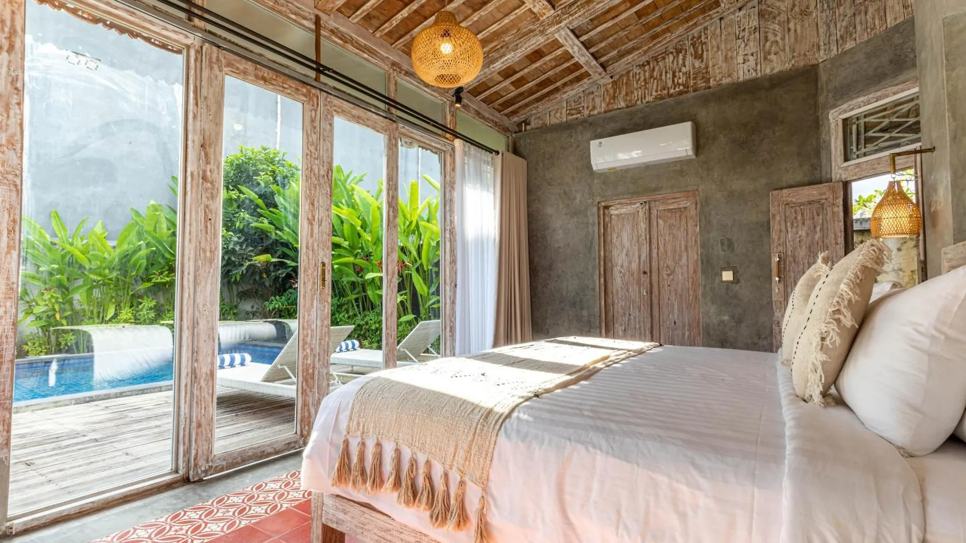 Casa Batu Belig Villa Seminyak  Indonesia